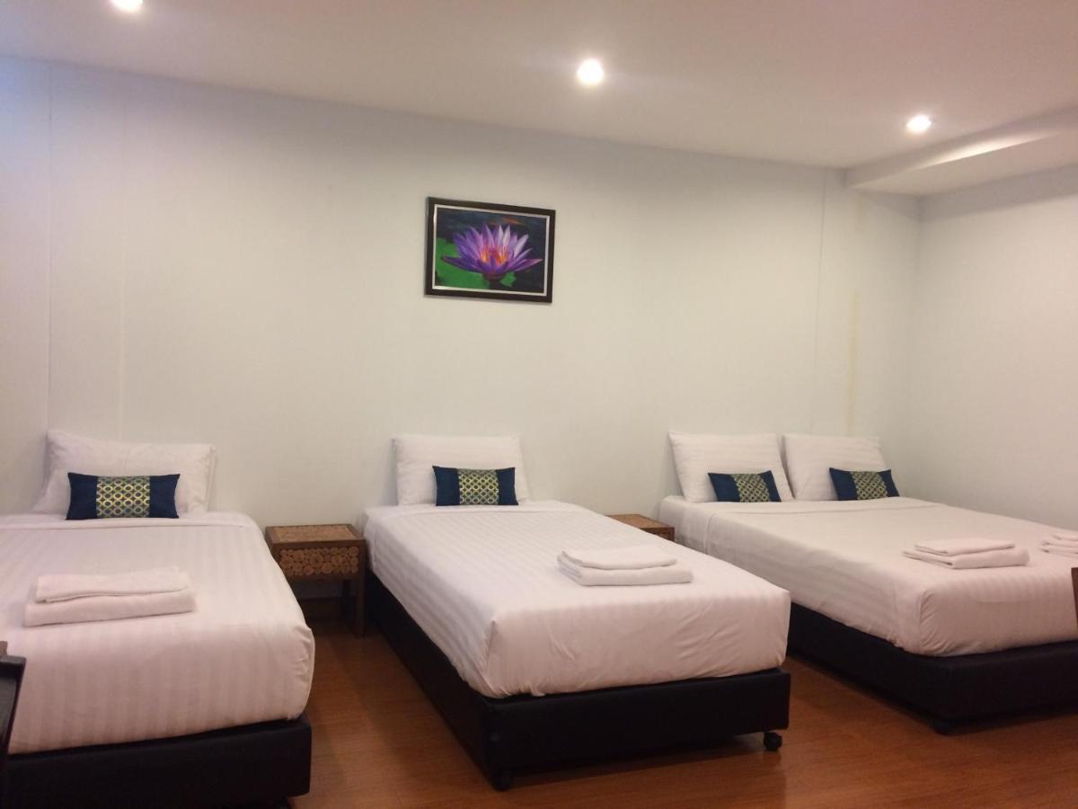 Double Dd House At Mrt Sutthisarn Bangkok Bagian luar foto